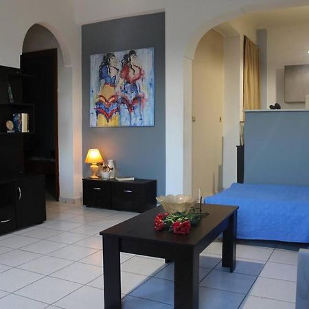 Rodi Apartments 1 Kamári Екстериор снимка